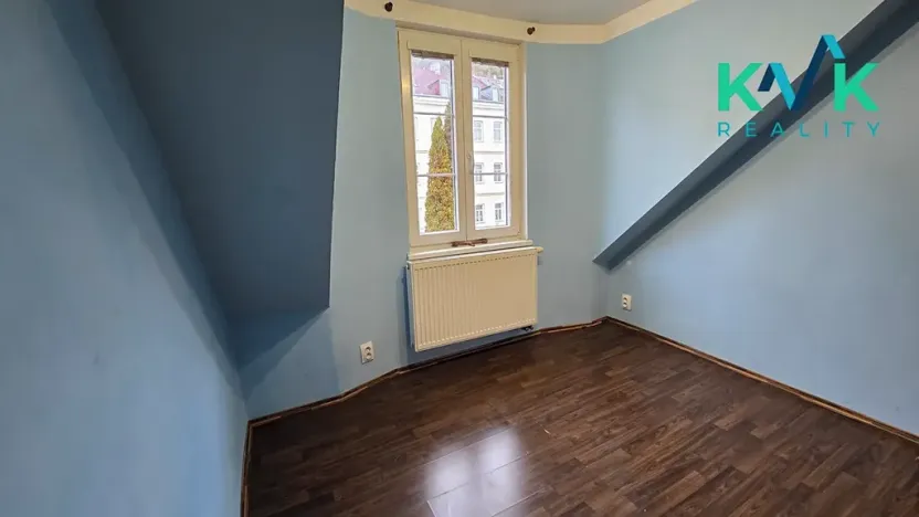 Pronájem bytu 3+1, Karlovy Vary, Na Vyhlídce, 68 m2