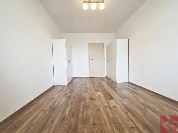 Pronájem bytu 2+kk, Praha - Žižkov, V zahrádkách, 55 m2