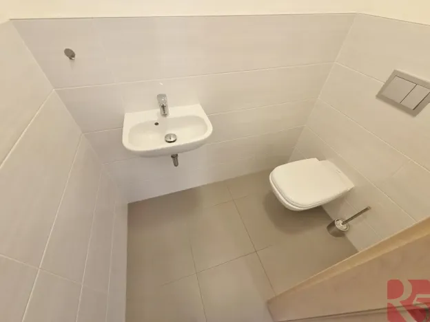 Pronájem bytu 2+kk, Praha - Žižkov, V zahrádkách, 55 m2