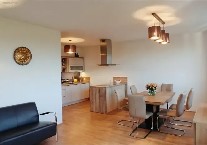 Pronájem bytu 3+kk, Praha - Smíchov, U Dívčích hradů, 93 m2