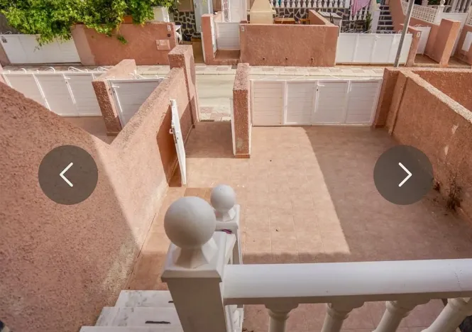 Prodej rodinného domu, Grand Alacant, Santa Pola , Alicante, Costa Blanca, Španělsko, 95 m2