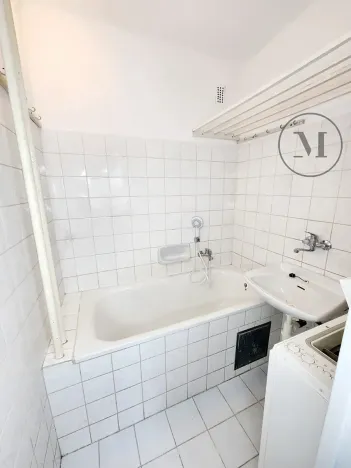 Pronájem bytu 3+1, České Budějovice, Lidická tř., 68 m2