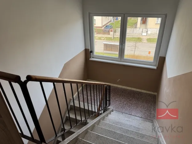 Prodej bytu 2+1, Divišov, Na Sídlišti, 47 m2