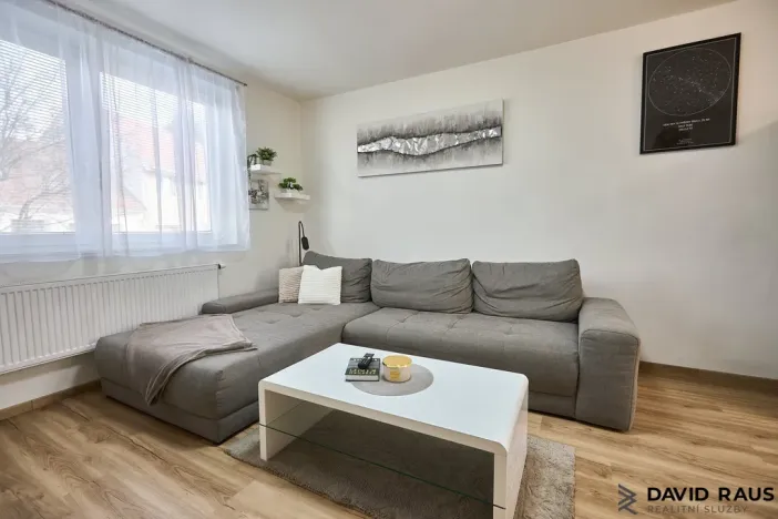 Prodej bytu 2+kk, Rajhrad, Komenského, 49 m2