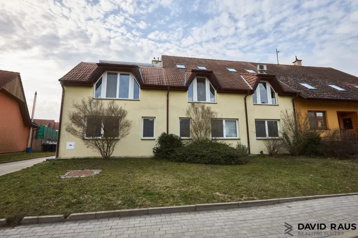 Prodej bytu 2+kk, Rajhrad, Komenského, 49 m2