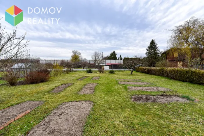 Prodej zahrady, Králův Dvůr, Na Louce, 425 m2