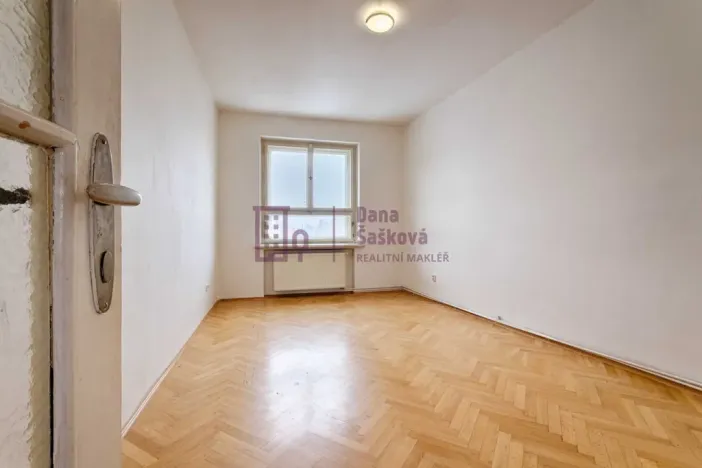 Pronájem bytu 2+1, Jindřichův Hradec - Jindřichův Hradec I, Komenského, 70 m2