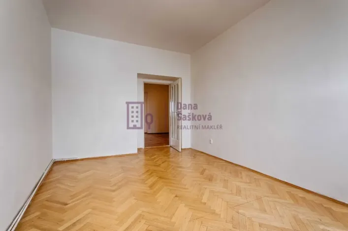 Pronájem bytu 2+1, Jindřichův Hradec - Jindřichův Hradec I, Komenského, 70 m2