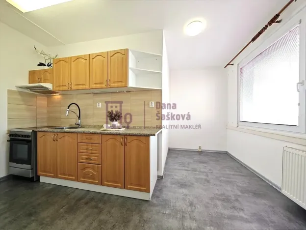 Pronájem bytu 3+1, Jindřichův Hradec - Jindřichův Hradec III, sídliště Vajgar, 68 m2