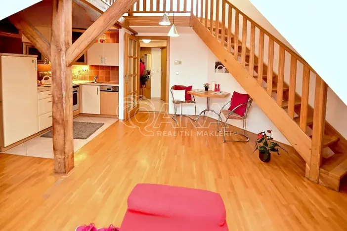 Pronájem bytu 2+kk, Praha - Bubeneč, Národní obrany, 53 m2