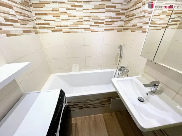 Prodej bytu 3+1, Uherské Hradiště, Štěpnická, 74 m2