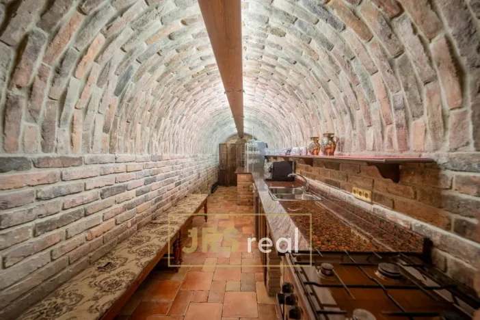 Prodej rodinného domu, Čejkovice, 468 m2