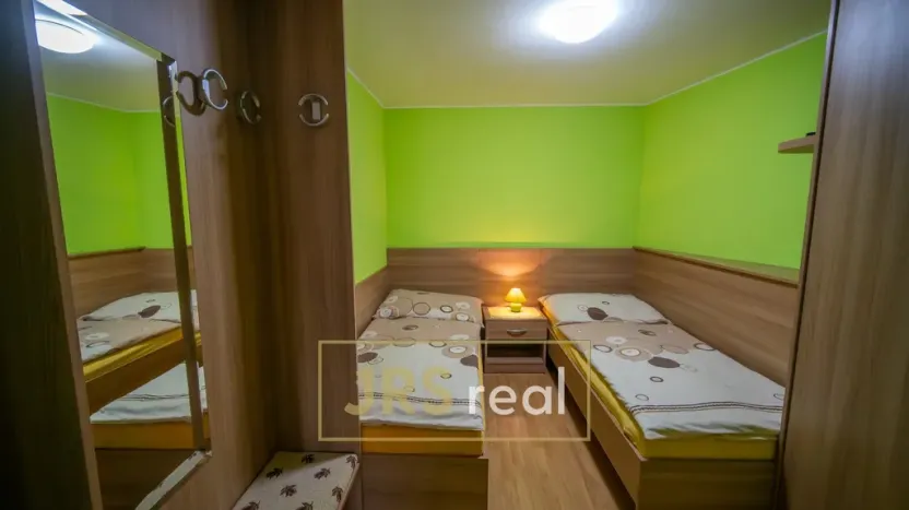 Prodej rodinného domu, Čejkovice, 468 m2