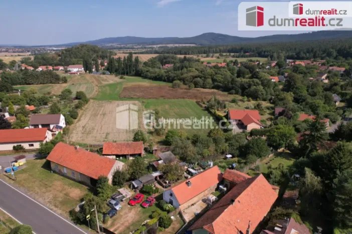 Prodej pozemku pro bydlení, Běštín, 1218 m2