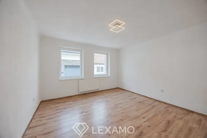 Prodej rodinného domu, Jaroslavice, Sklepní, 73 m2