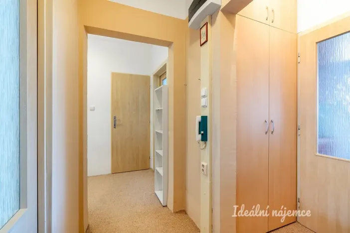 Pronájem bytu 3+1, Praha - Chodov, Valentova, 66 m2