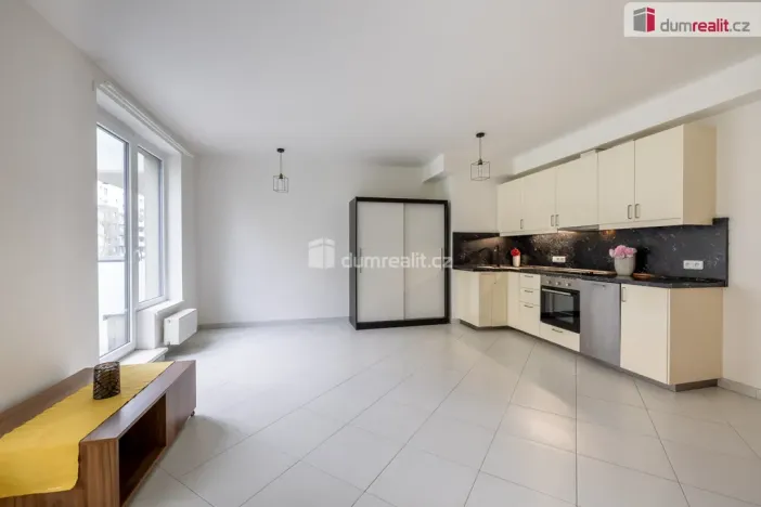 Pronájem bytu 2+kk, Praha - Stodůlky, Svitákova, 57 m2