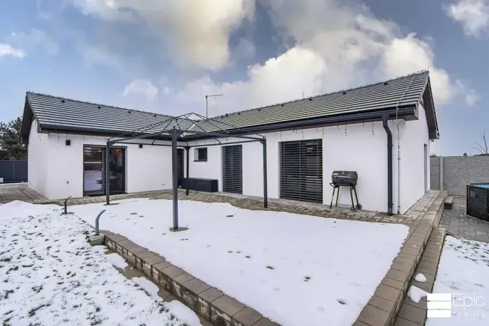 Prodej rodinného domu, Tišice, Na ladech, 135 m2