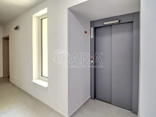 Pronájem bytu 2+kk, Plzeň - Jižní Předměstí, Kardinála Berana, 54 m2