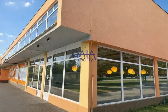 Prodej obchodního prostoru, Karlovy Vary, Truhlářská, 2475 m2