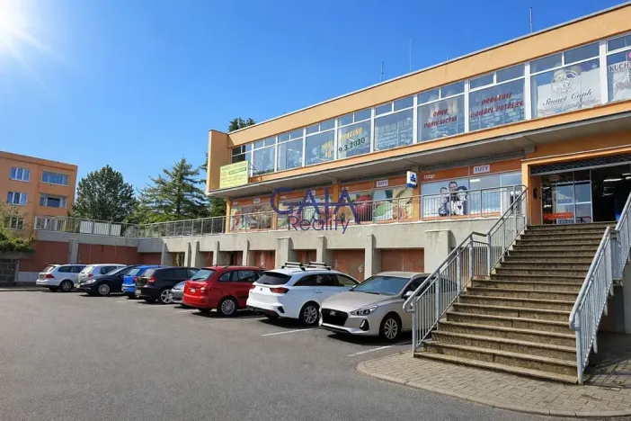 Prodej obchodního prostoru, Karlovy Vary, Truhlářská, 2475 m2