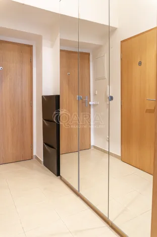 Pronájem bytu 1+1, Praha - Žižkov, Táboritská, 31 m2