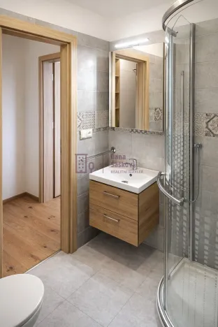 Prodej bytu 2+kk, Jindřichův Hradec - Jindřichův Hradec III, sídliště Vajgar, 41 m2