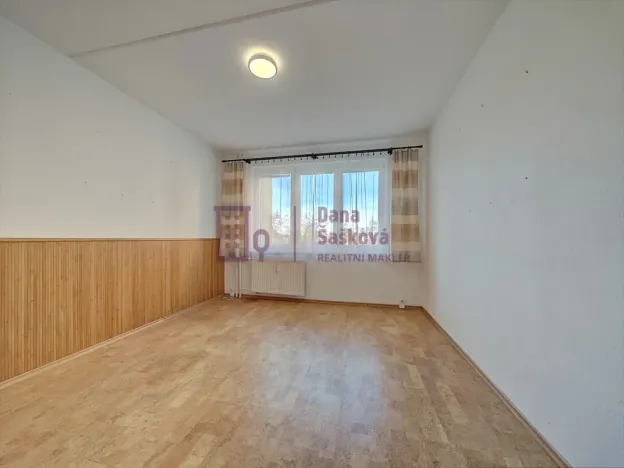 Pronájem bytu 4+1, Jindřichův Hradec - Jindřichův Hradec V, Kosmonautů, 87 m2