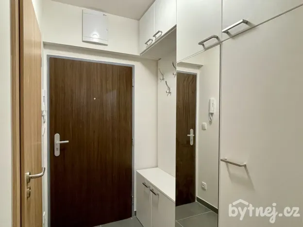 Pronájem bytu 1+kk, Hranice - Hranice I-Město, Jiřího z Poděbrad, 27 m2