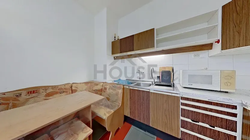 Prodej bytu 2+kk, Praha - Břevnov, Za Strahovem, 50 m2