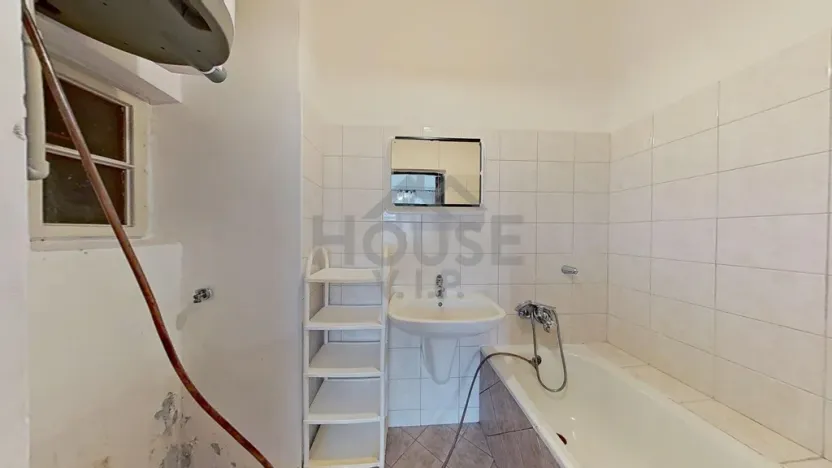 Prodej bytu 2+kk, Praha - Břevnov, Za Strahovem, 50 m2