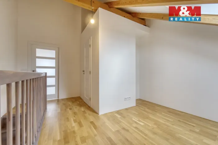 Pronájem bytu 2+kk, Plzeň, Antonína Uxy, 54 m2