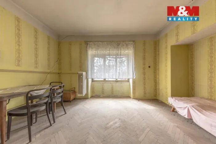 Prodej rodinného domu, Křinec, Dr. Chmelaře, 200 m2