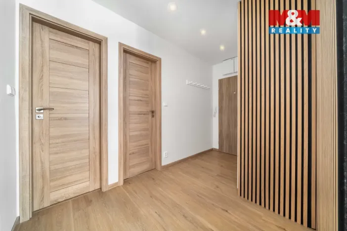 Prodej bytu 3+kk, Praha - Prosek, Veltruská, 54 m2