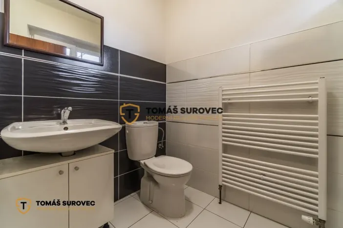 Pronájem kanceláře, Valašské Klobouky, Cyrilometodějská, 30 m2