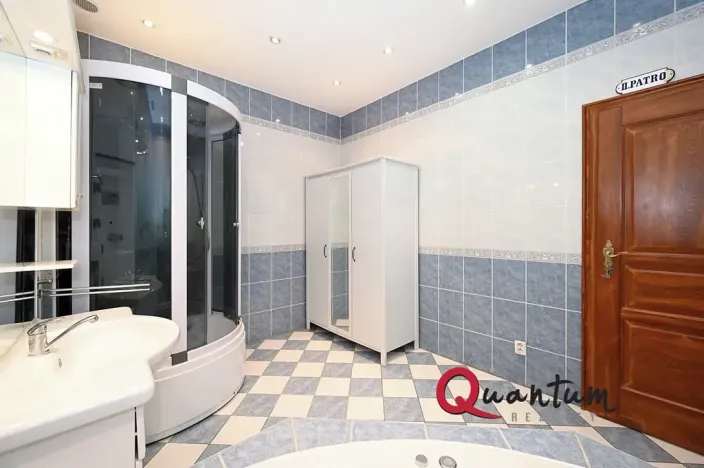 Pronájem kanceláře, Praha - Holešovice, Dukelských hrdinů, 146 m2