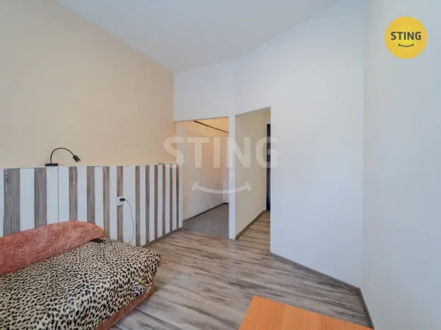 Prodej bytu 3+1, Opava, Komenského, 69 m2