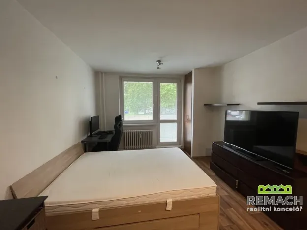 Pronájem bytu 1+kk, Uherské Hradiště, Štěpnická, 33 m2