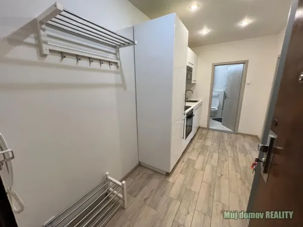 Pronájem bytu 1+kk, Praha - Nové Město, Krakovská, 36 m2