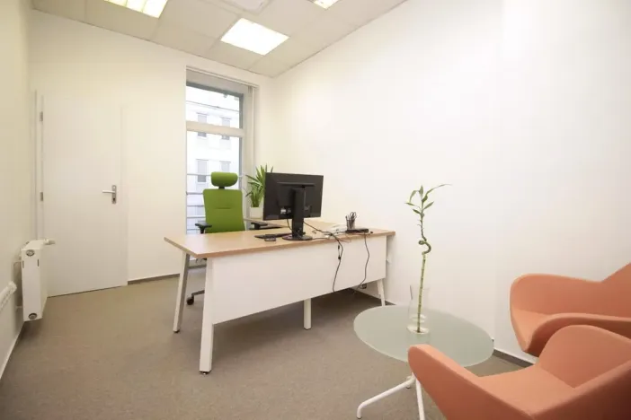 Pronájem kanceláře, Praha - Smíchov, Bozděchova, 213 m2