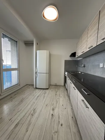 Pronájem bytu 2+1, Ostrava - Poruba, Francouzská, 55 m2