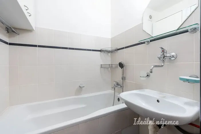 Pronájem bytu 2+kk, Praha - Smíchov, Nad Kesnerkou, 54 m2