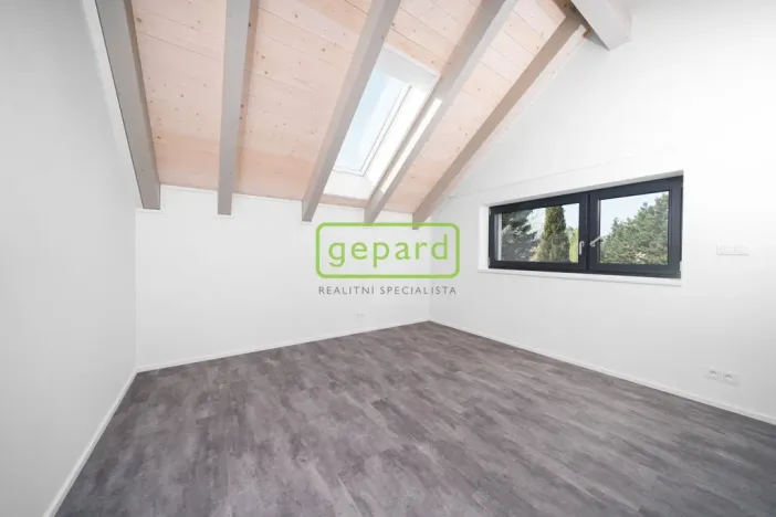 Pronájem rodinného domu, Dobřichovice, Ke Křížku, 140 m2