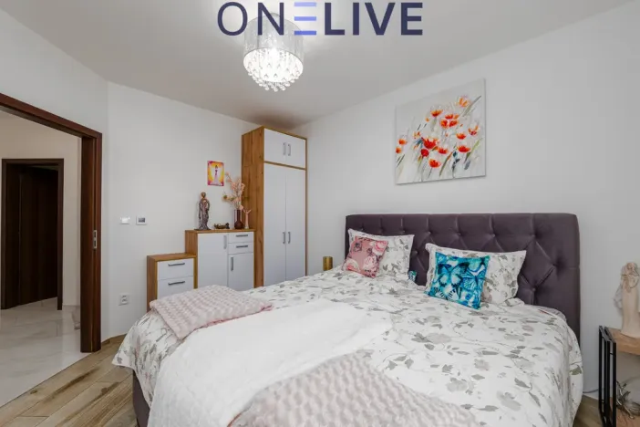 Pronájem bytu 4+kk, Vochov, 81 m2