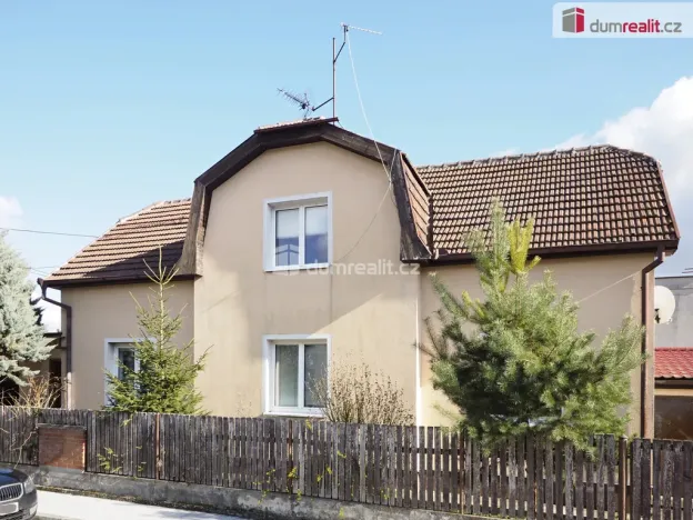 Prodej rodinného domu, Libiš, B. Němcové, 150 m2