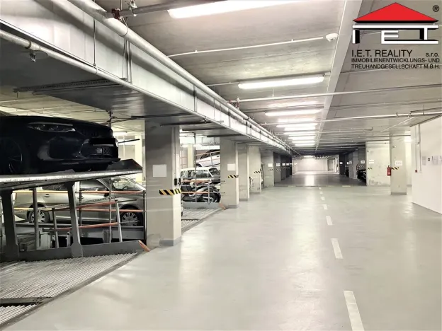 Pronájem garáže, Brno, Leitnerova, 10 m2