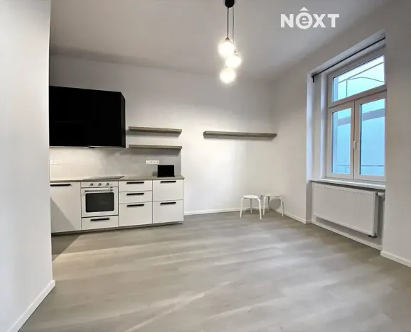 Pronájem bytu 2+kk, Praha - Holešovice, Plynární, 44 m2