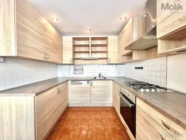 Pronájem bytu 3+1, Teplice - Trnovany, Doubravická, 72 m2