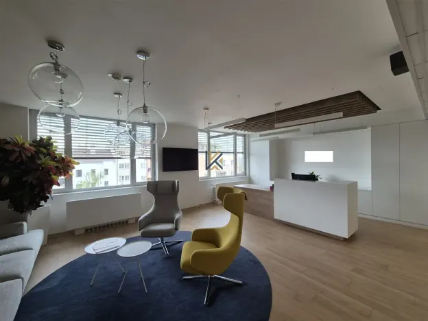 Pronájem kanceláře, Praha, Na Pankráci, 756 m2