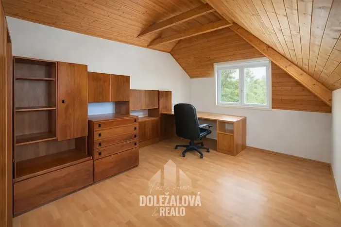 Pronájem bytu 2+1, Číhalín, 70 m2